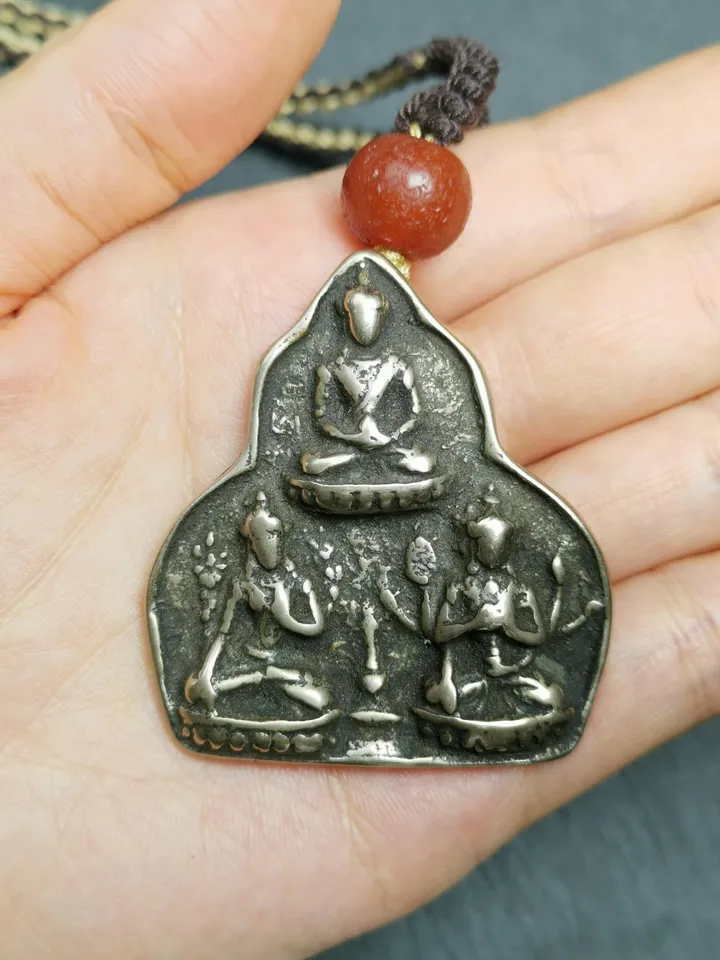 Gandhanra Vintage Tibetan Buddha Statue Pendant,3 Longevity Bodhisattvas - Amitayus,White Tara,Unisavijaya,Protective Amulet,40 Years Old