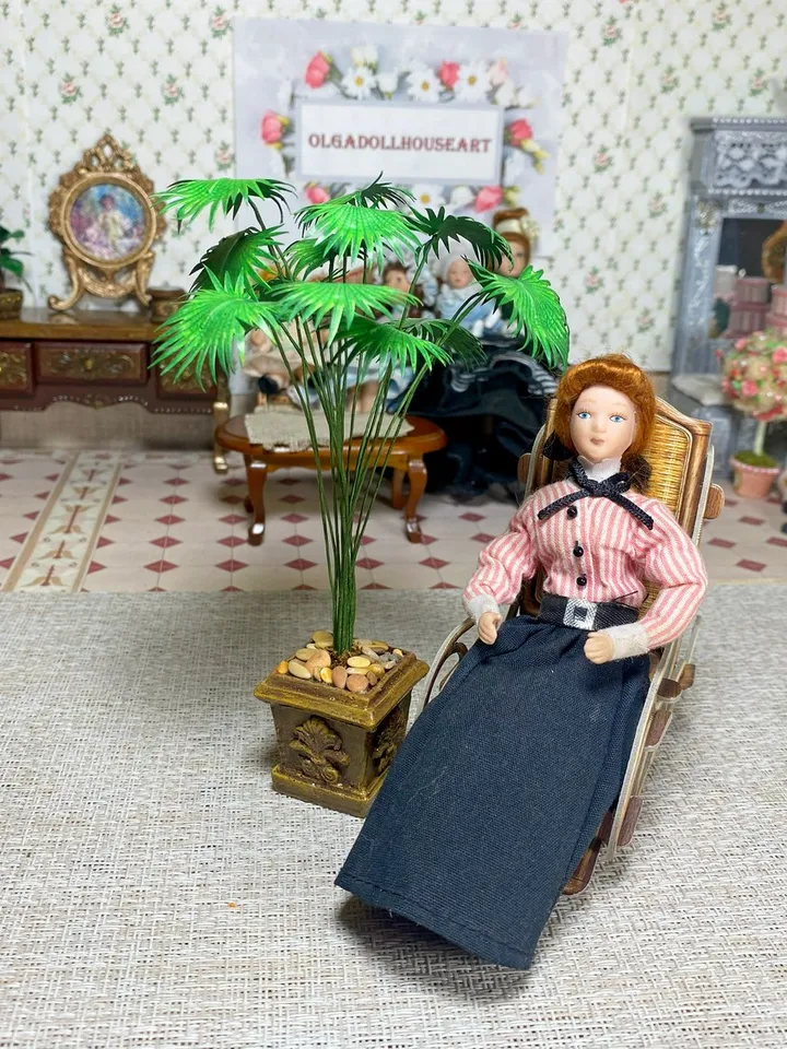 Palm tree for dollhouse. 1:12. Handmade. Dollhouse miniature. Plant for doll.