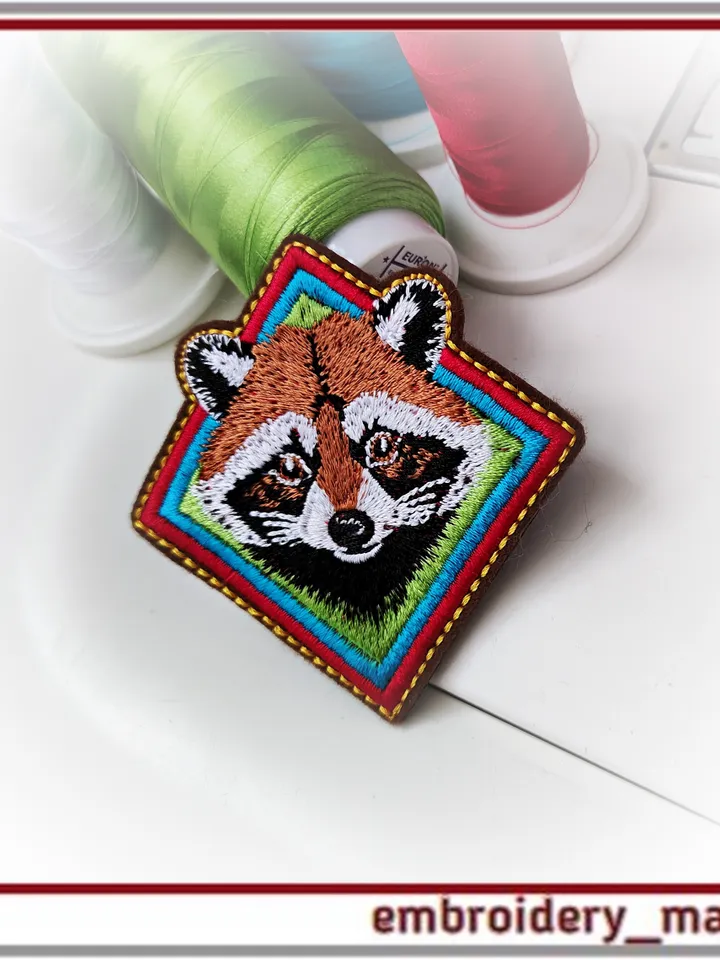 In The Hoop patch or pendant, or brooch with raccoon Machine embroidery design