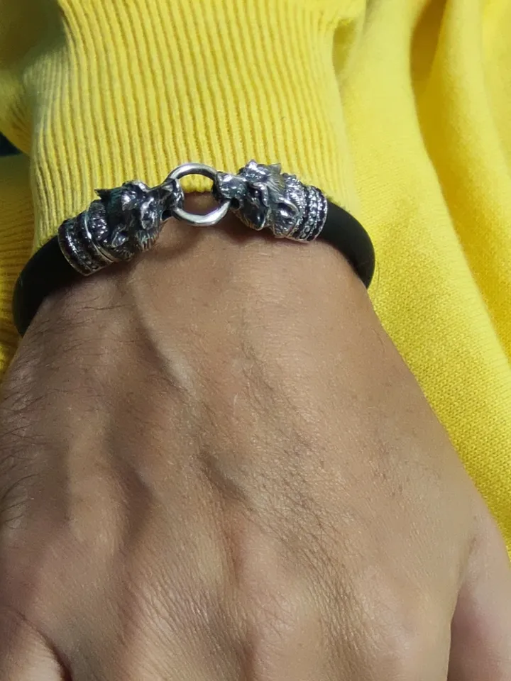 Totem Bracelet Wolves