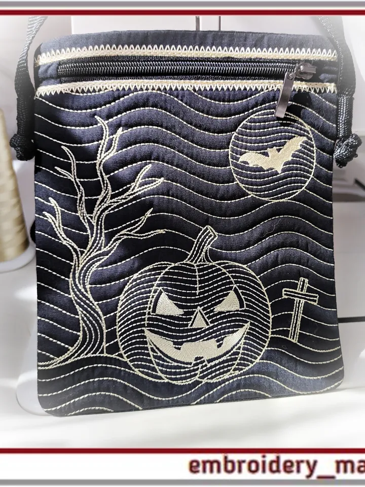 In The Hoop Embroidery Design Bag quilting Halloween with Lightning fastener ITH from Embroidery Manavi 05