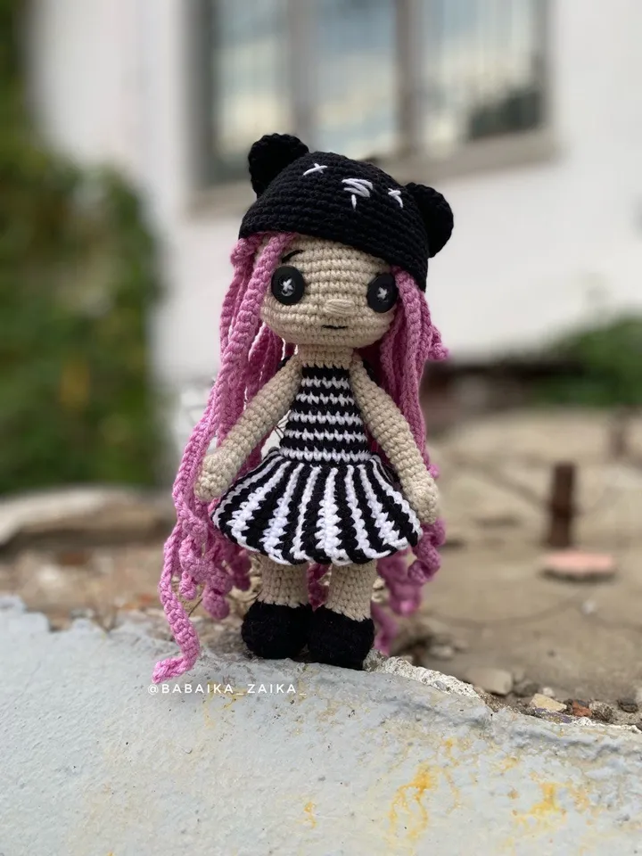 PDF Gothic Doll Crochet Pattern - PDF Amigurumi Pattern, Voodoo Doll, Halloween Cute Small Doll, Witch Doll Handmade, Crochet Creepy Toy