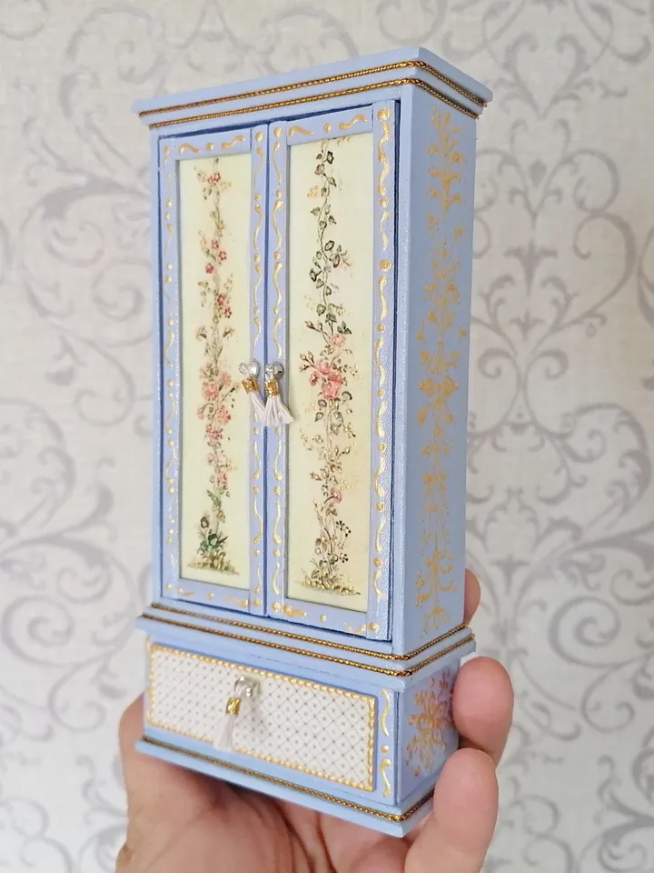 1:12 scale. Handmade wardrobe for a dollhouse.