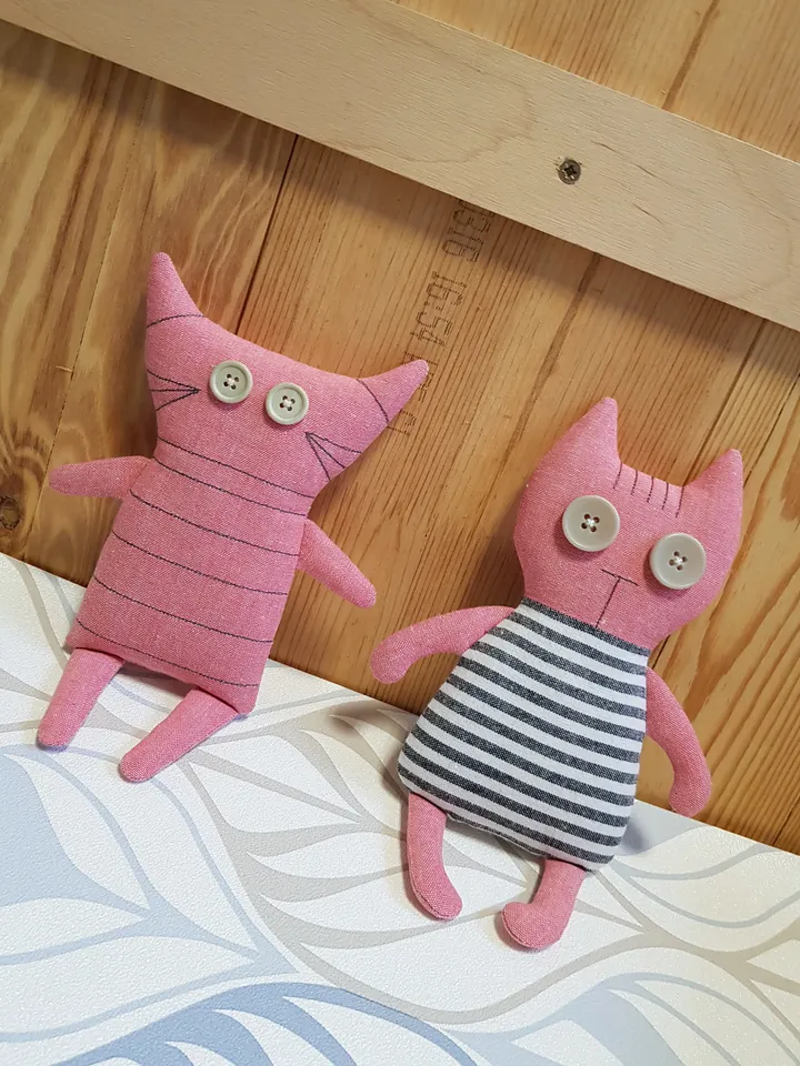 Cat doll sewing pattern PDF and digital tutorial in english, diy rag doll, stuffed animal pattern