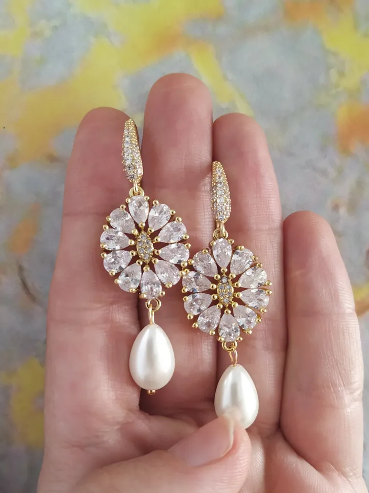 Boho Wedding Earrings, Swarovski Crystal Chandelier Bridal Earrings, Art Deco Statement Wedding Earrings For Bride, Pearl Statement Jewelry