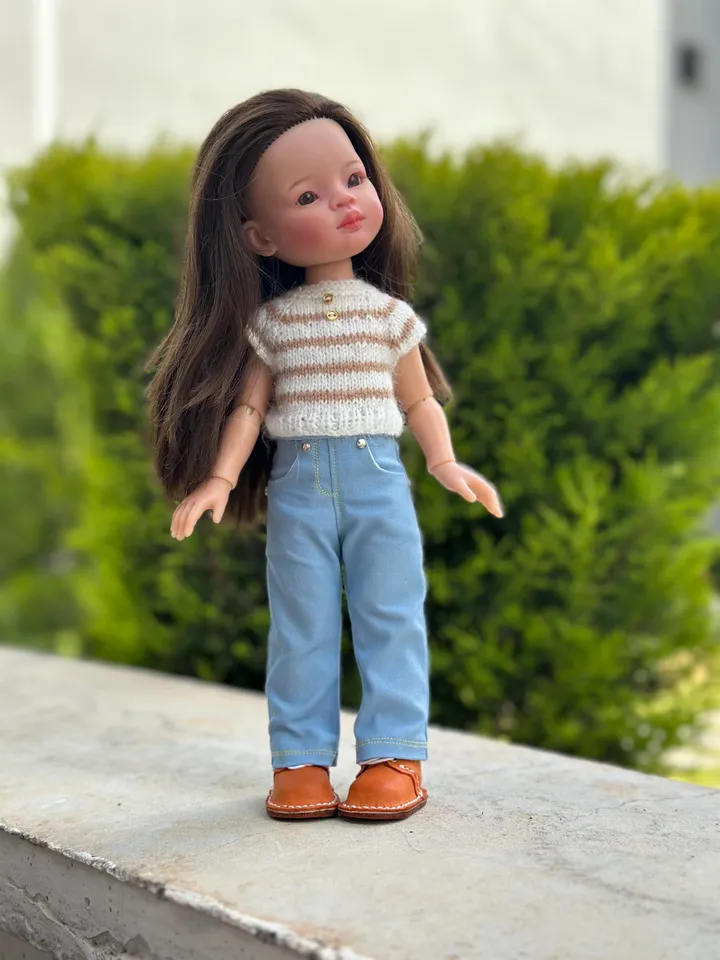 4 ITEMS Set: Cardigan, T-Shirt, Hat, Shoes - Exclusive Handmade Outfit - Paola Reina Doll
