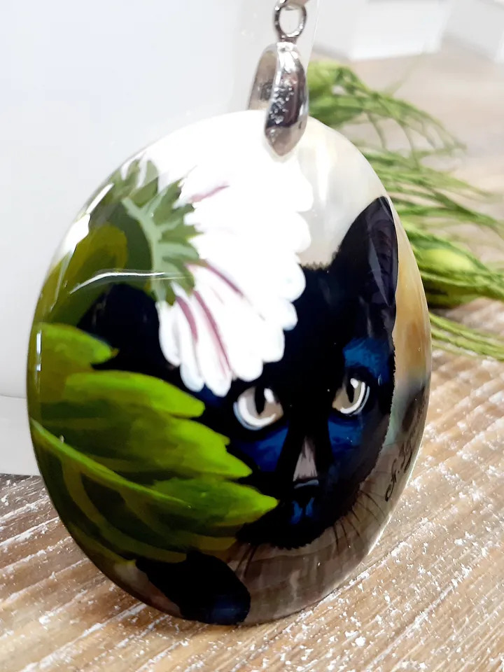 Beautiful Pendant"BlackCat" Mother-of-pearl miniature Hand-painted Russian jewelry magic of painting Art gift Fedoskino Abalone shell