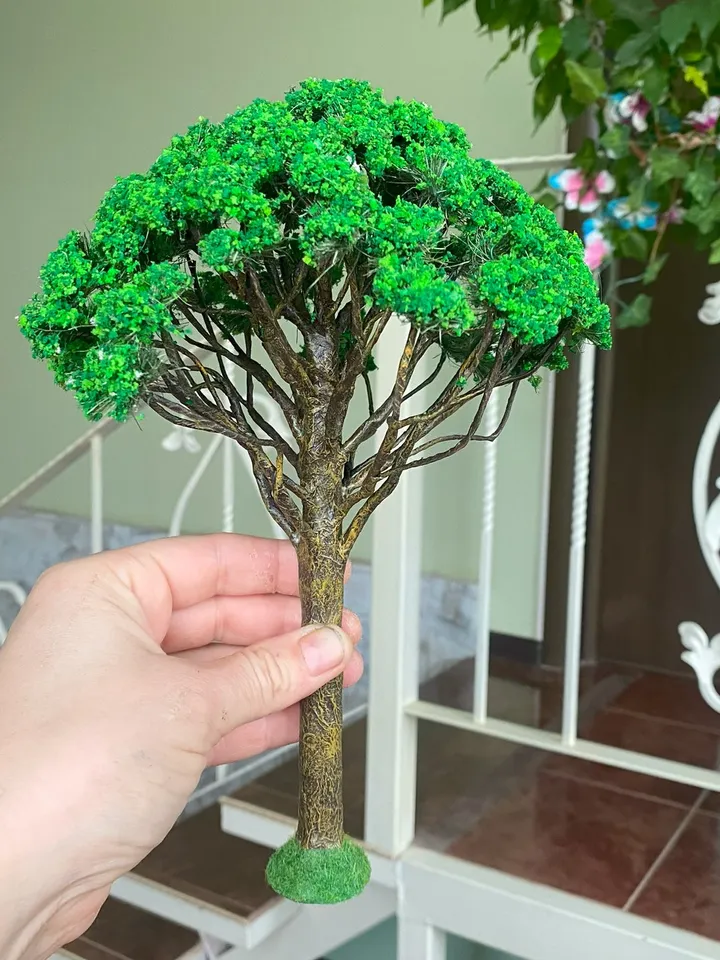 Tree for doll garden. 9.84 inches. Dollhouse miniature. 1:12. Plants for a dollhouse.