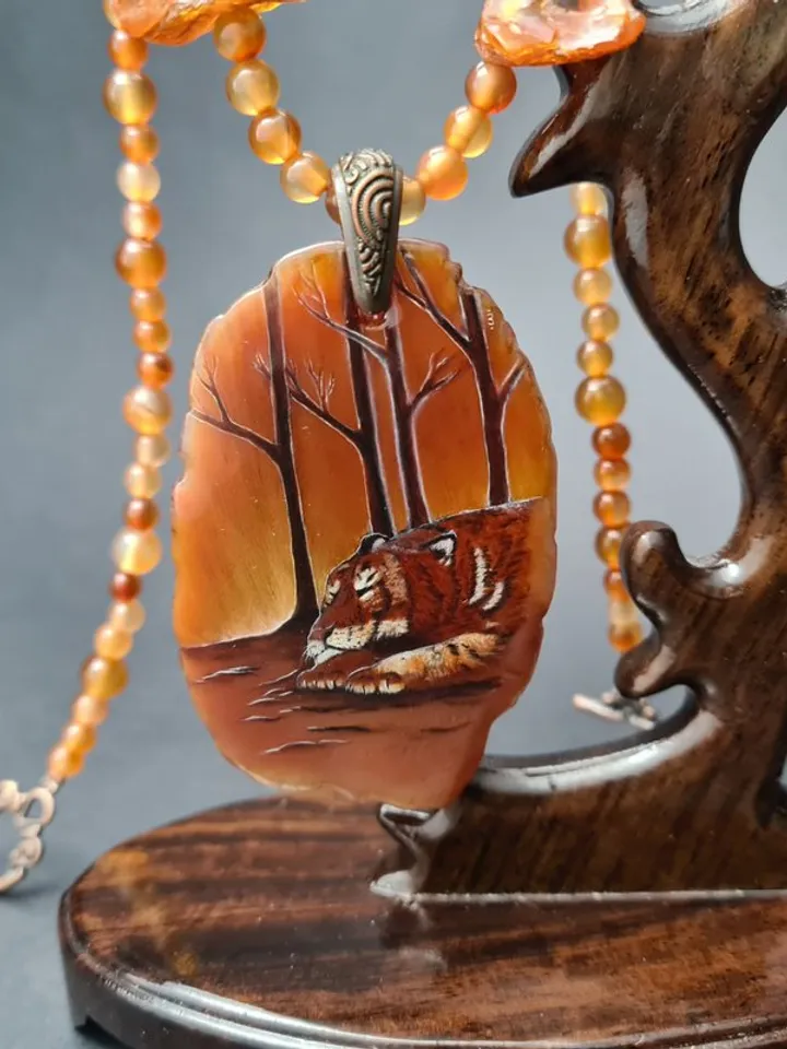 Tiger necklace Agate necklace Real oil painting of tiger Lacquer miniature