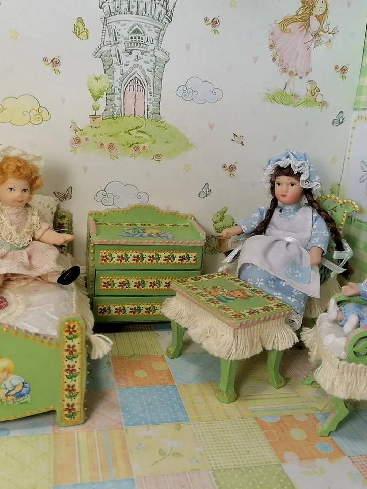 Dollhouse roombox furniture. Furniture for dolls. Furniture set.