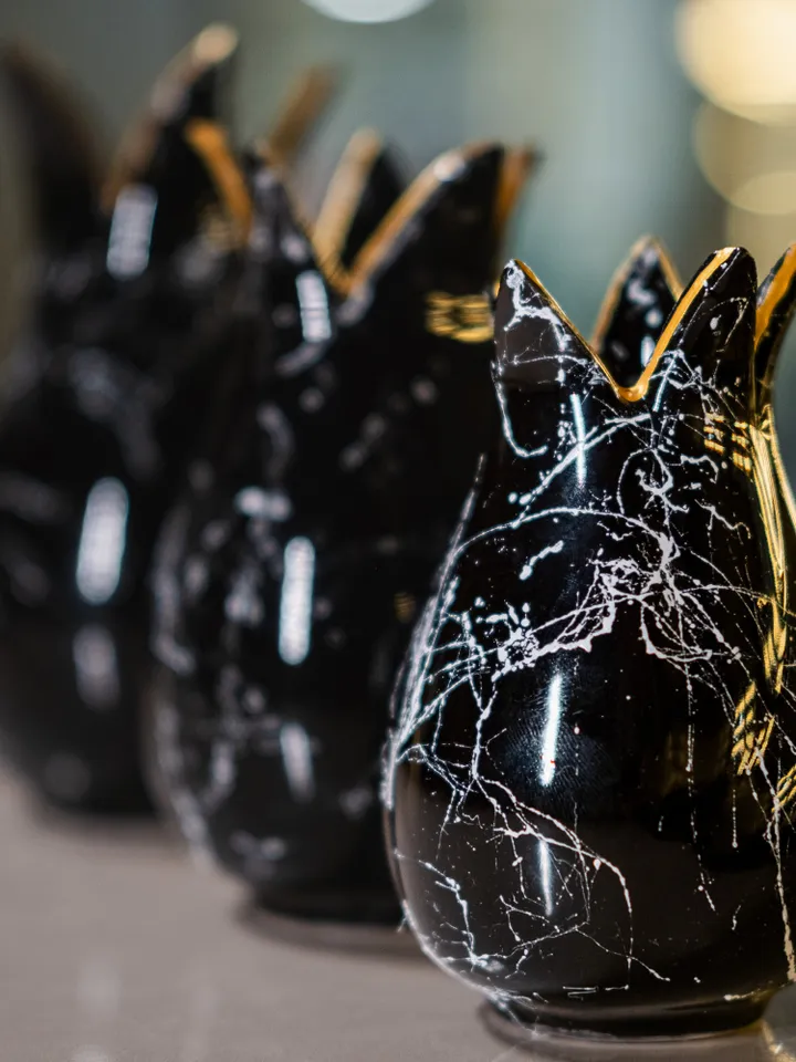 3-Piece Elegant Black and Gold Tulip Decor Set | Perfect Addition for Your Elegant Home