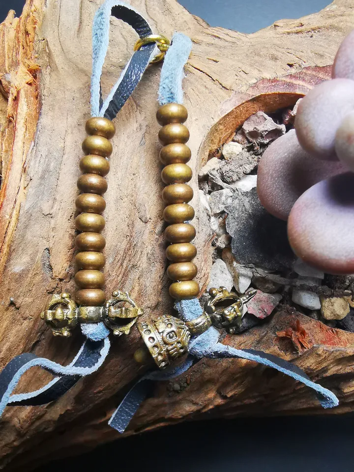 Gandhanra Handmade Tibetan Buddhist Mala Bead Counters, Carved with Dorje and Vajra /  Kartika and Kila, Made of  Brass