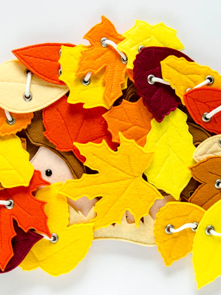 Autumn Hedgie, Fall toy, Lacing from felt, PDF and SVG Pattern and Tutorial