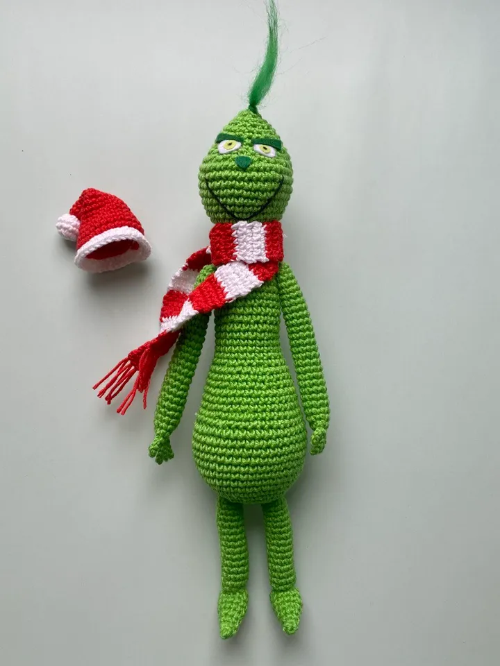 Grinch amigurumi crochet pattern