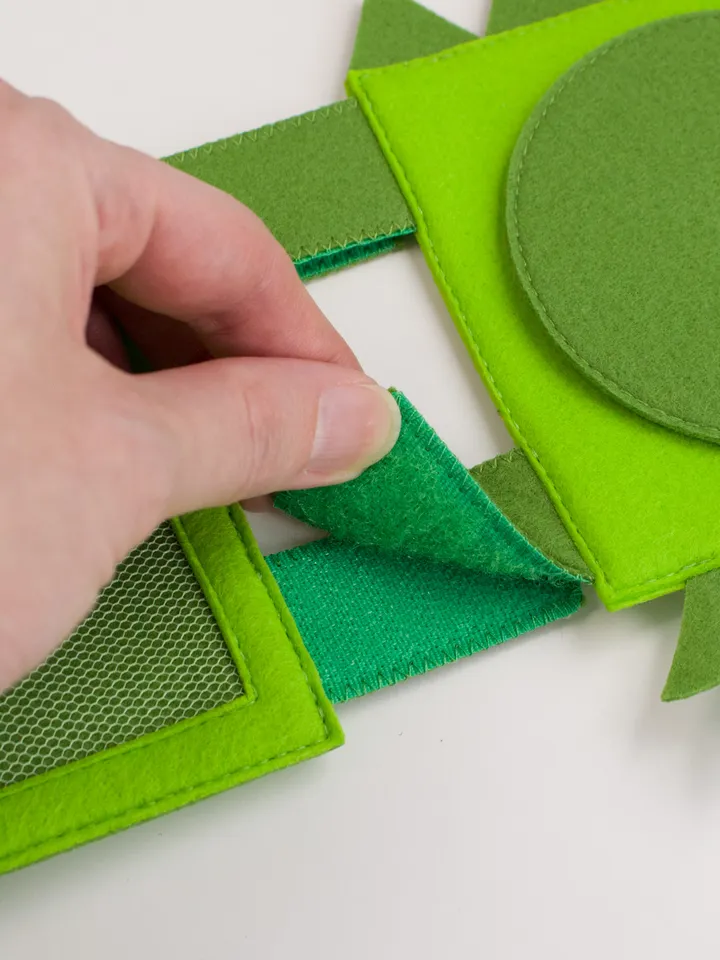 Crocodile - Felt Buckle Toy - Sewing Pattern
