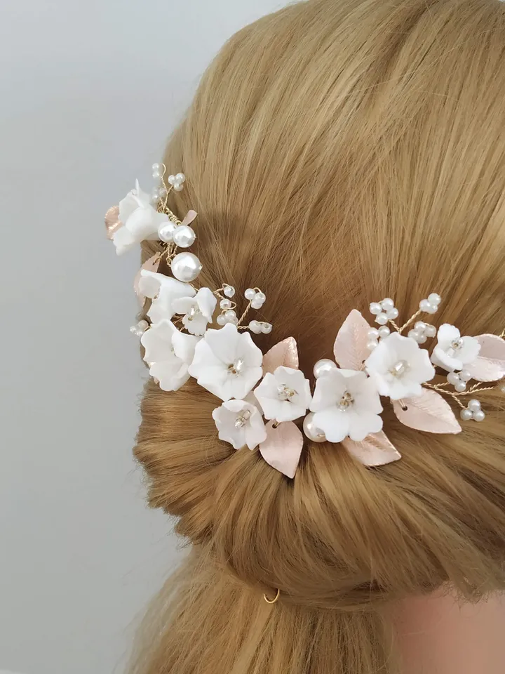 Delicate Floral Bridal Hair Comb, Floral Hair Piece in Pale Gold, Porcelain Flower Bridal headpiece, Wedding Headpiece for Boho Weddings,