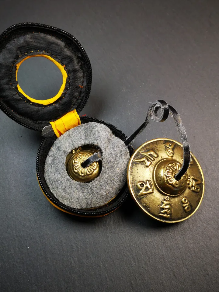 Gandhanra 6.5cm Tibetan Cymbals,Tingsha Bell,Buddhism Ritual Implement,Handmade in Nepal,Om Mani Padme Hum Mantra