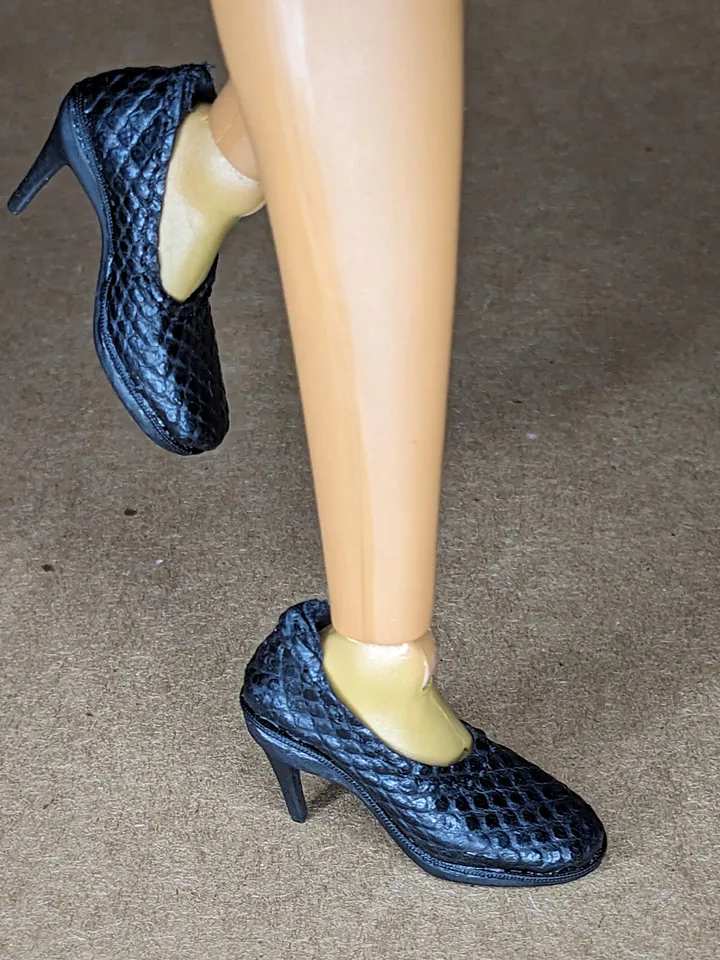 Handmade black heels snakeskin leather shoes for 16-inch Fashion Royalty dolls (FR16)