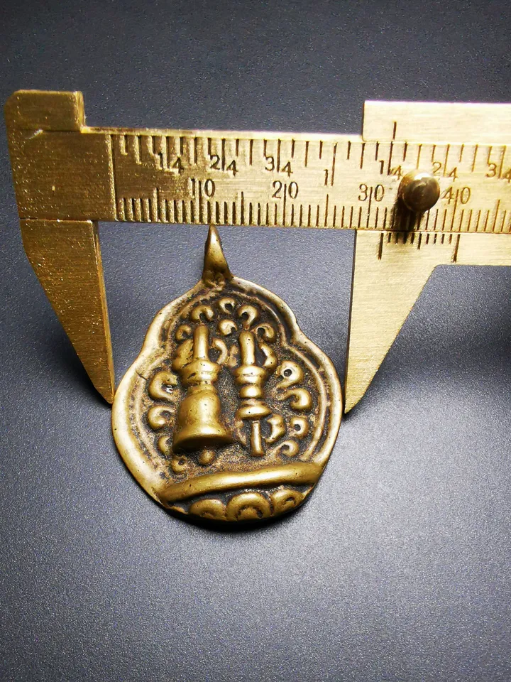 Gandhanra Antique Tibetan Buddhist Protective Amulet Pendant,A Tibetan vajra (club) and tribu (bell),Made of Copper, 50 years old