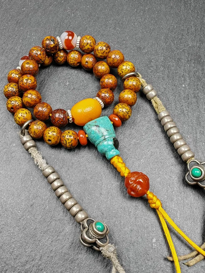 Gandhanra Authentic Tibetan Handhold Wrist Mala - 7.5mm Old Lotus Seed Beads Bracelet - Portable Buddhist prayer beads for Meditation
