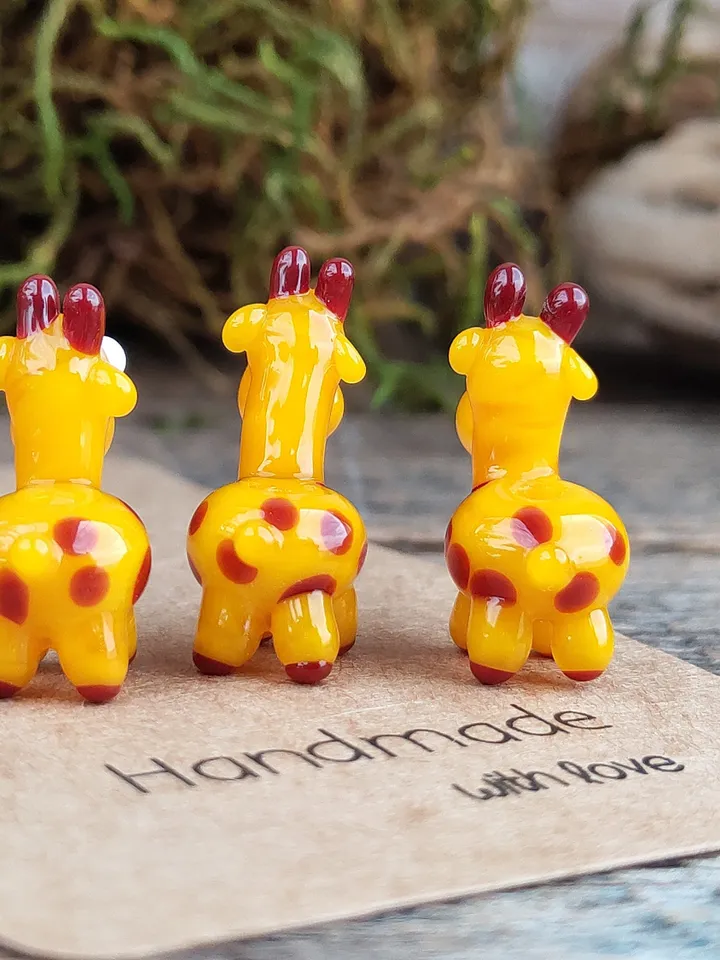 Tiny giraffe miniature, glass animal figurine, africa micro sculpture for terrarium decoration / miniature animals Glass Giraffe sculpture
