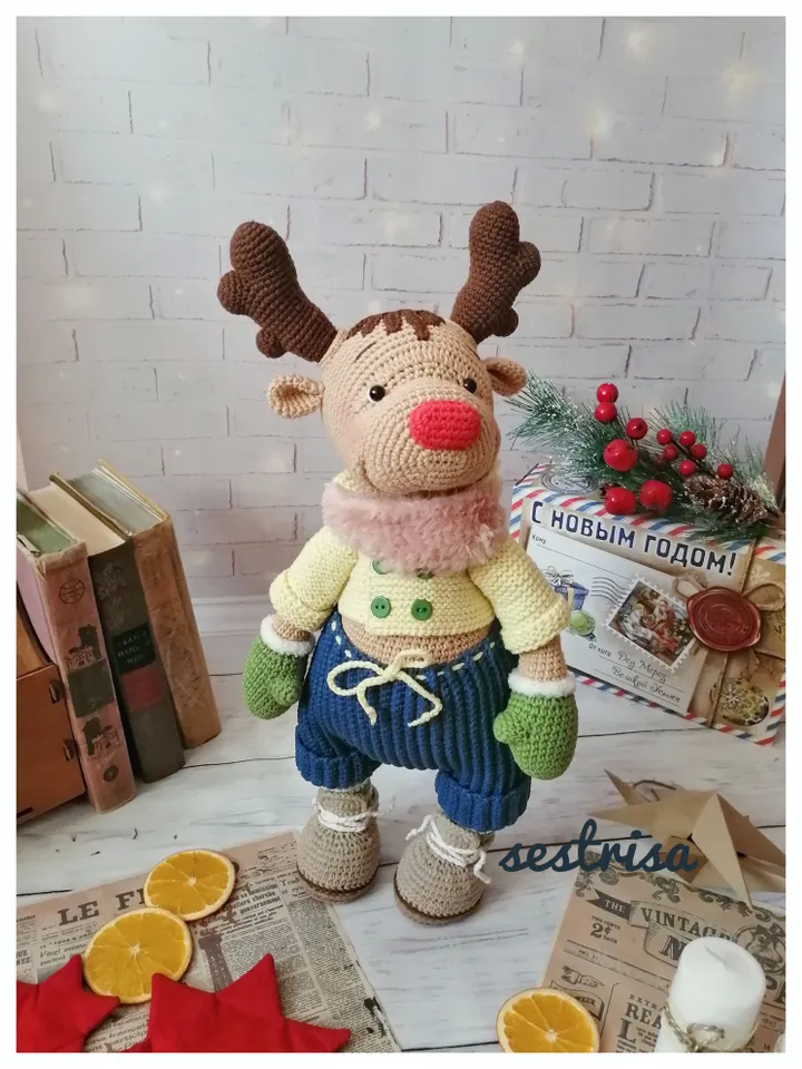 Christmas deer crochet toy