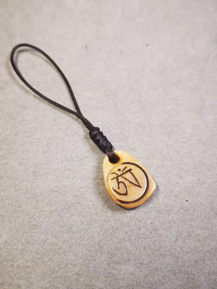 Gandhanra Tibetan Bone Carved Amulet,Om Pendant for Mala,Prayer Beads Accessories