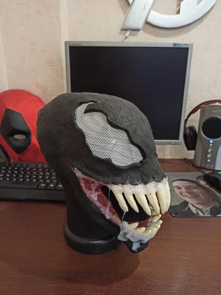 Venom mask / Venom helmet / Venom cosplay
