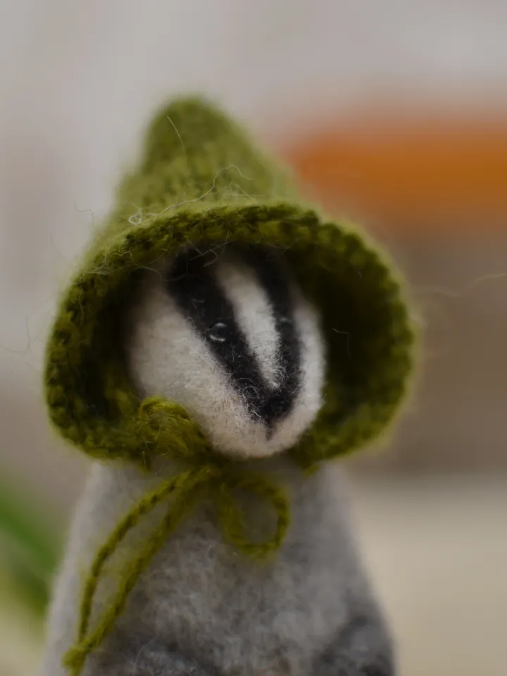 Badger Miron handmade toy made of wool, tea with lemon
