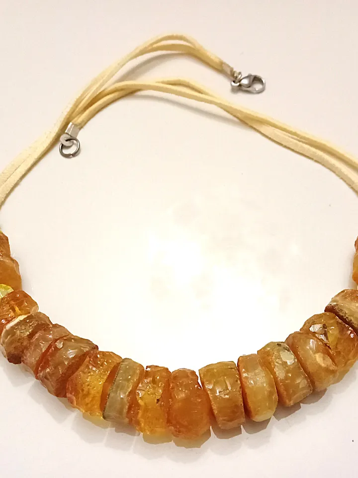 Amber Necklace Yellow Healing Stone Jewelry for Women Genuine Raw Baltic Amber Choker Beads Necklace Velvet Cord for peace of mind, health thyroid, pain relief.