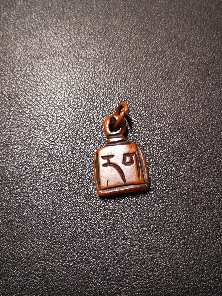 Yak Bone Carved Tibetan Letter Mala Pendant,Bead Counter Clip,Prayer Bead Accessories,Gandhanra Tibetan Amulet