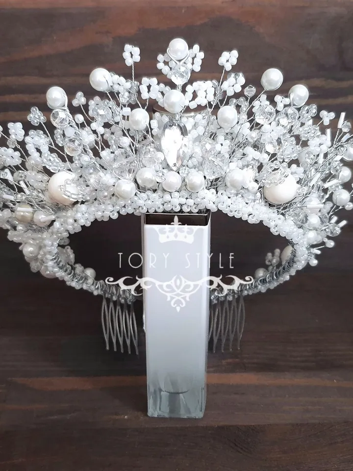 Wedding crown, white crown,Pearl crown, Wedding tiara, wedding headpiece, snowflake crown, snow queen crown,Bride Crown