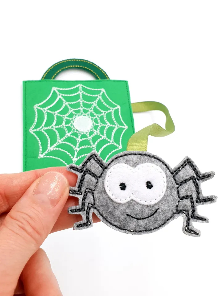 Spider Quiet Book Page ITH Embroidery Design, Velcro Web Felt Activity Page, Fine Motor Toy Pattern, 4x4 Hoop Download