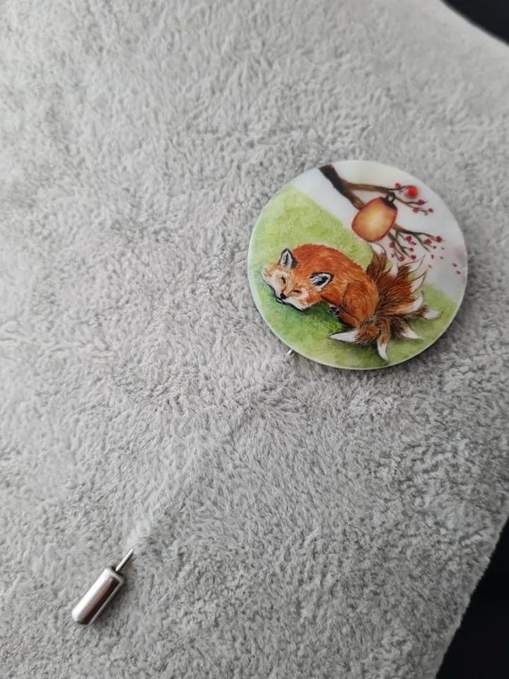 Kitsune brooch, real oil painting miniature on mother of pearl. Kitsune fox pin