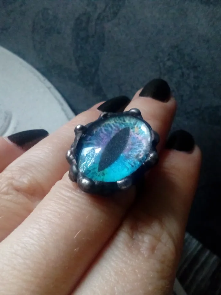 Chunky evil eye blue stained glass ring, Third eye witch ring, Halloween Cat eye ring, Dragon eye bijouterie