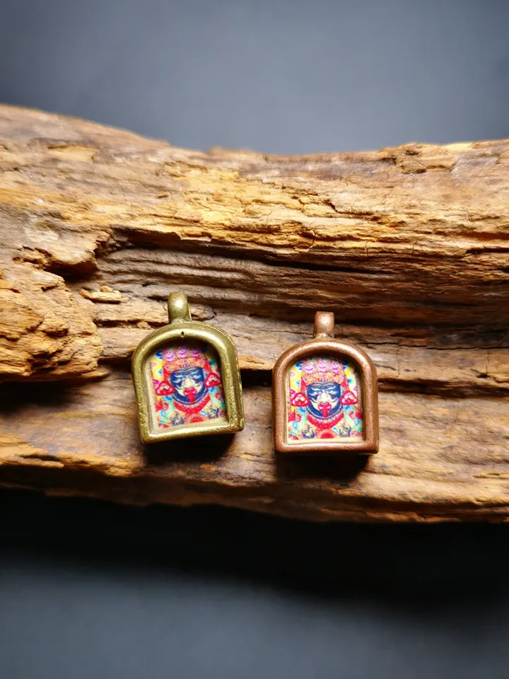 Gandhanra Antique Handmade Gau Ghau Shrine,Shri Devi,Drashi Lhamo,Zashi Lhamo,Mini Tibetan Buddhist Altar Amulet Pendant