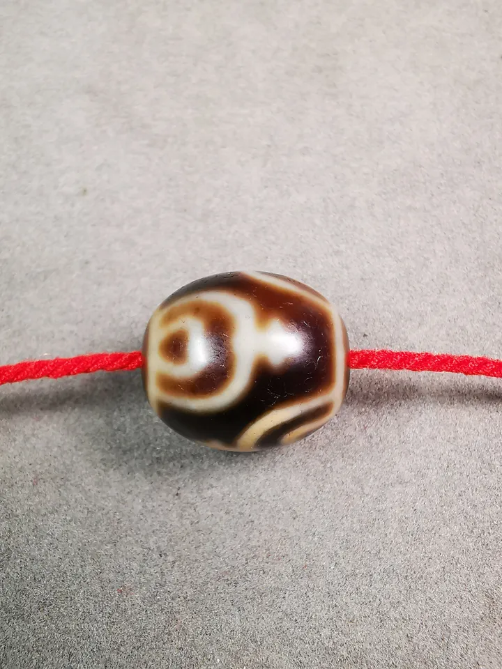 Gandhanra Tibetan Round Treasure Vase Dzi Bead(Darrow or Taklok Dzi),Tibetan Chung,Wealth Amulet,Small Size 20*17 mm