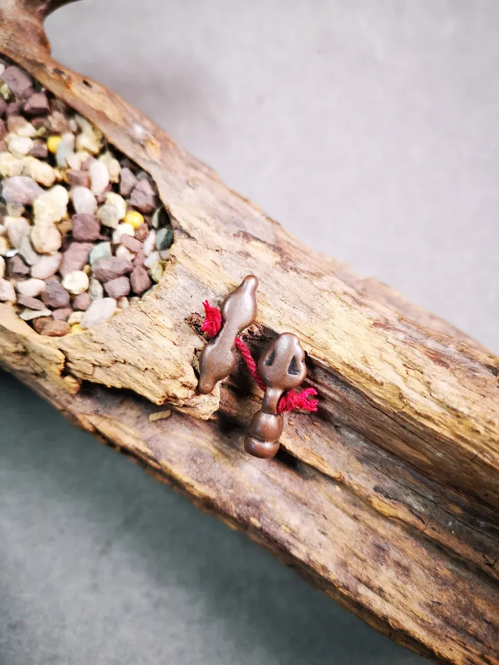 Gandhanra Handmade Tibetan Amulet Pendant,Mini Vajra and Dorje Bell, Mala Marker Bead Accessories, Made of Red Copper