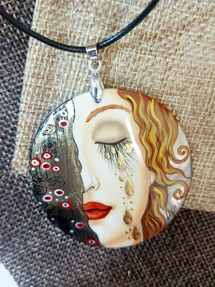 Golden Tears: Hand-Painted Nacre Pendant Inspired by Gustav Klimt's Artistic Beauty - Symbol of Acceptance and Kindness in Iconic Style