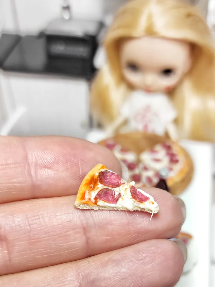 pizza for dolls, realistic pizza size 1 12, 1 6 scale, miniature for dollhouse, mini food, fast food for dolls, pizza