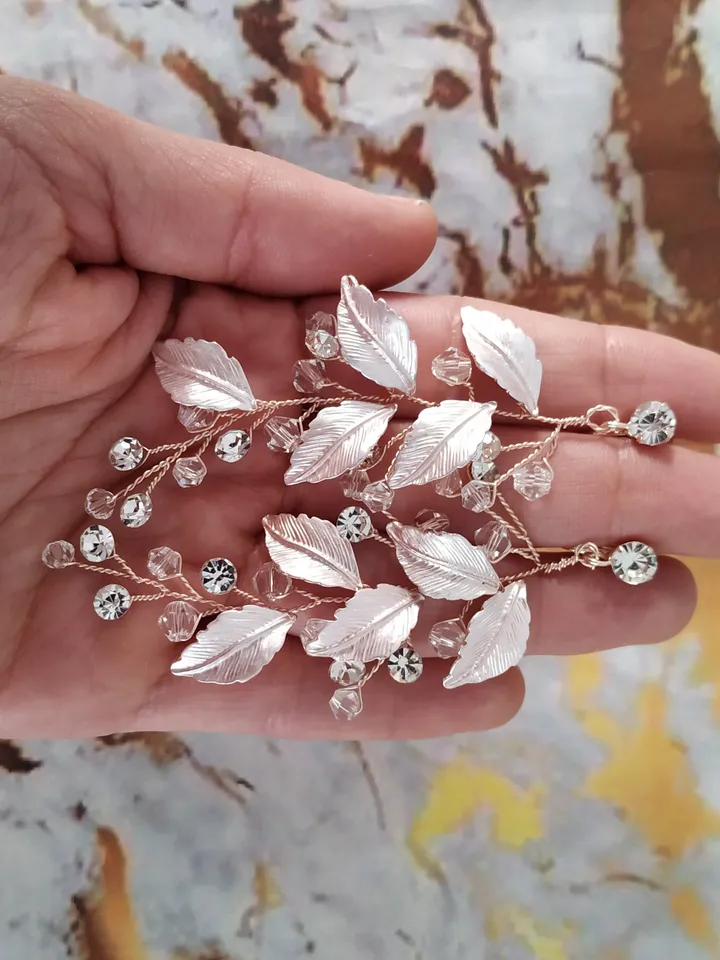 Swarovski Crystal Bridal Drop Earrings | Leaf Wedding Earrings | Boho Crystal Drop Earrings | Rose Gold Crystal Statement Wedding Earrings