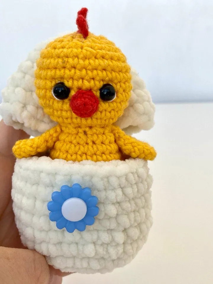 Crochet pattern Easter chick in egg - Amigurumi chicken pattern - plush stuffed toy - English Pdf - Tiny crochet animal - Easter gift