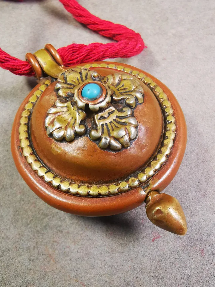 Gandhanra Acient Gau Ghau Shrine, Unique Round Tibetan Buddhist Altar Amulet Pendant