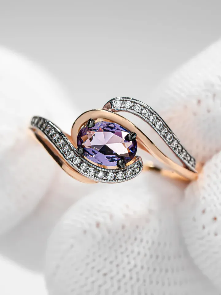 Ring Silver gold plated 925 assay value with amethyst