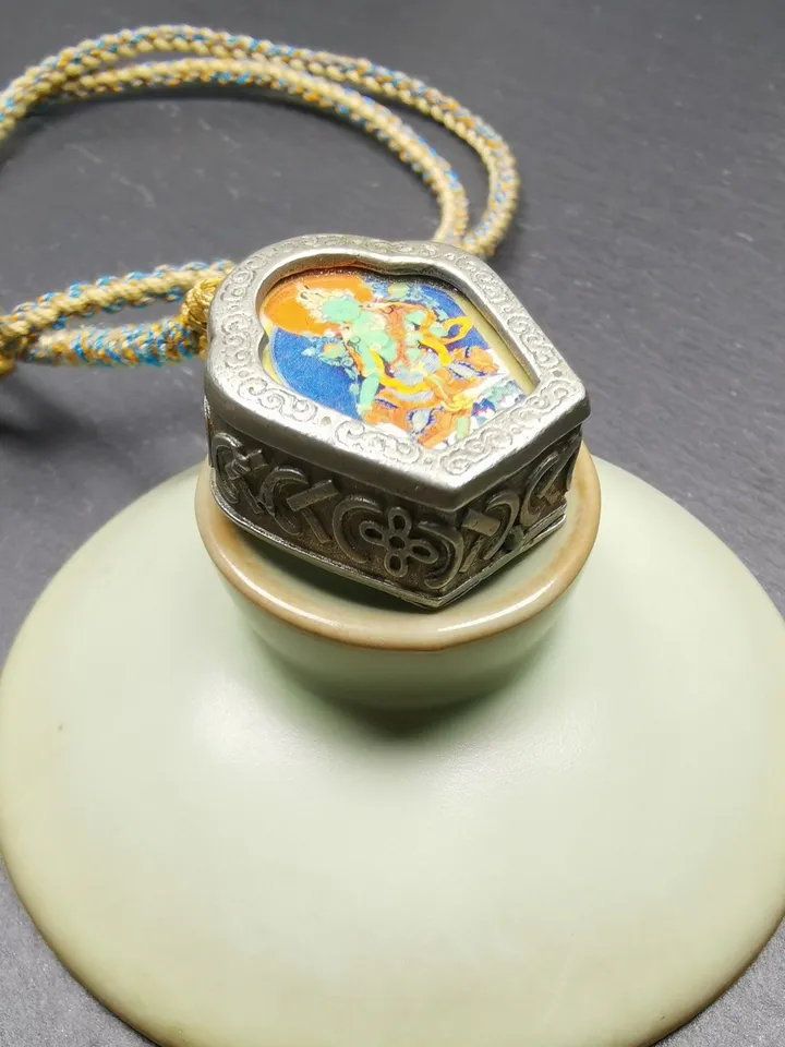 Gandhanra Handmade Tibetan Buddhist Gau Box Amulet,Green Tara Ghau Shrine, Mini Altar Pendant