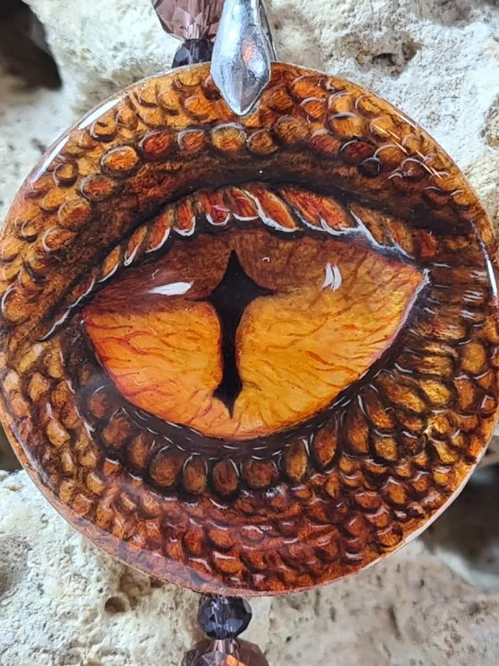 Dragon Eye necklace Pearl pendant Christmas Gift Wrapping Hand painting
