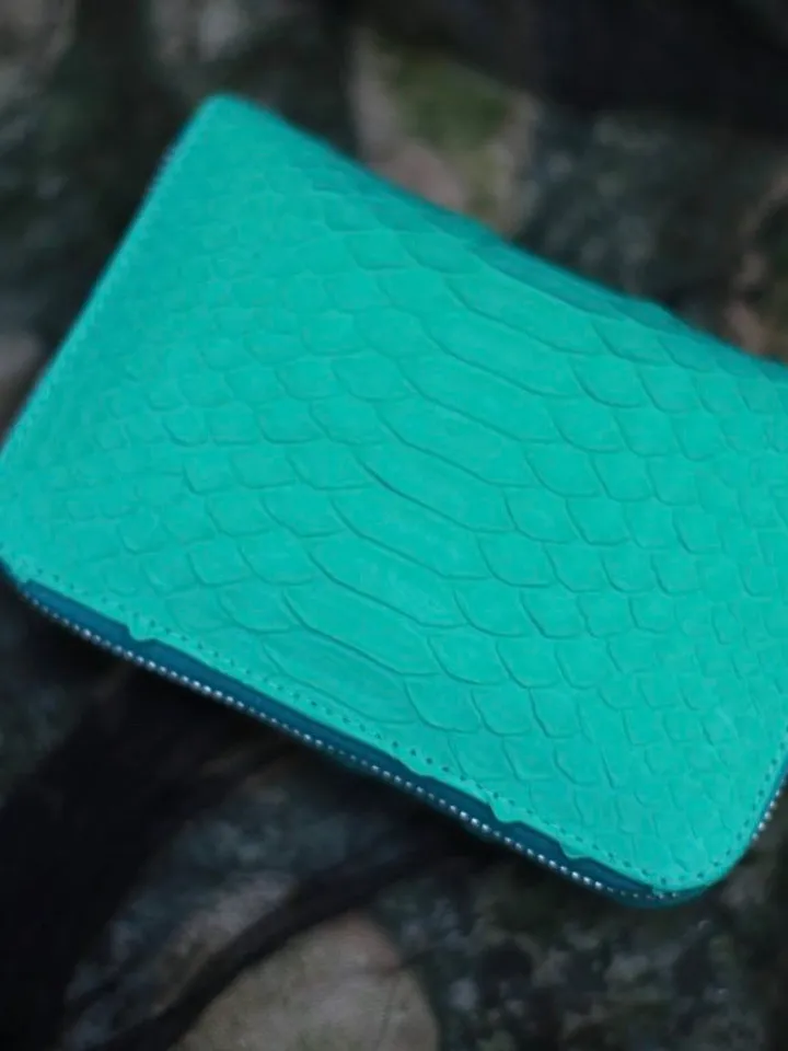 Genuine python skin turquise wallet | Small coin purse | Exotic leather wallet | Gift for her | Snakeskin designer wallet summer colour