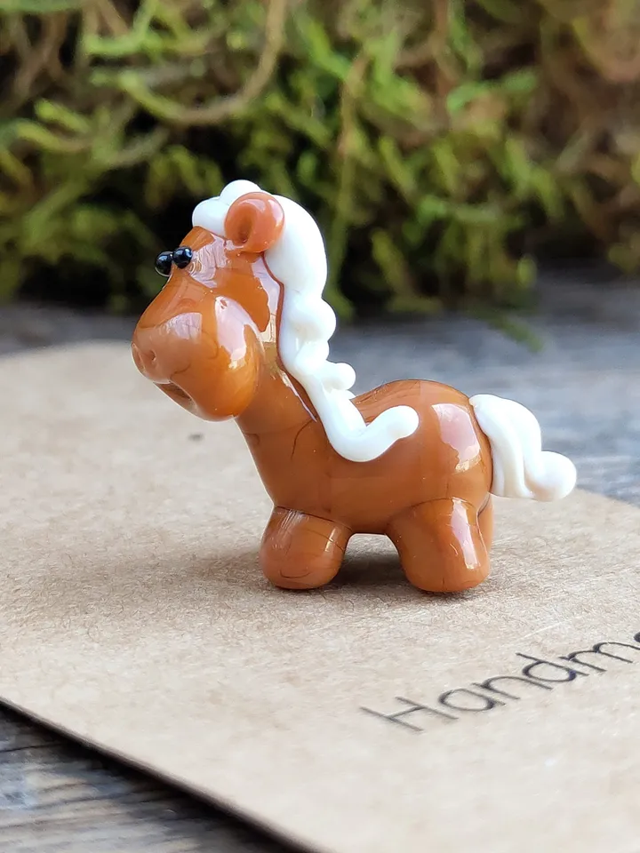 TINY GLASS ANIMALS Horse gifts Horse figurine Miniature horse ornament Glass Horse sculpture Horse decor Tiny horse glass figurines