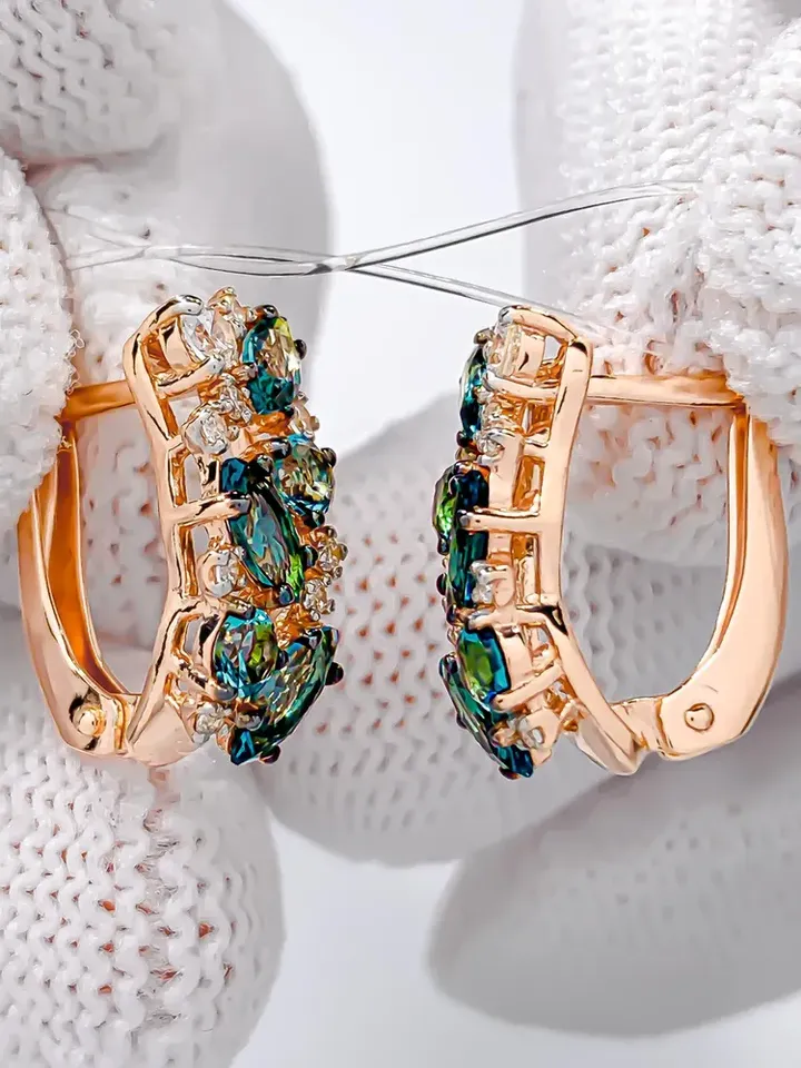 Earrings jewelry Silver gold plated 925 assay value with London topaz