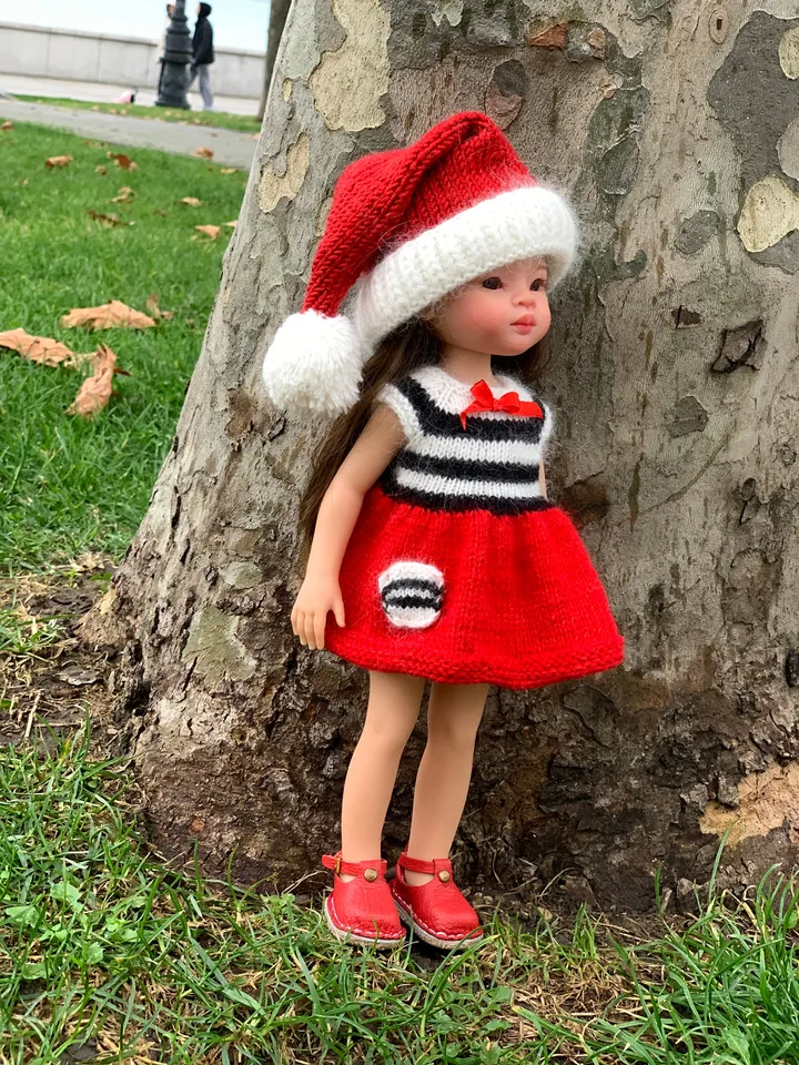 PDF CHRISTMAS hat Paola Reina knit pattern / Christmas hat for Boneka 12-13 inch doll, Ruby Red Siblies, Les Cheries 32 cm eng